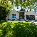 Universal Studio Stellar Home With Pool And Jacuzzi